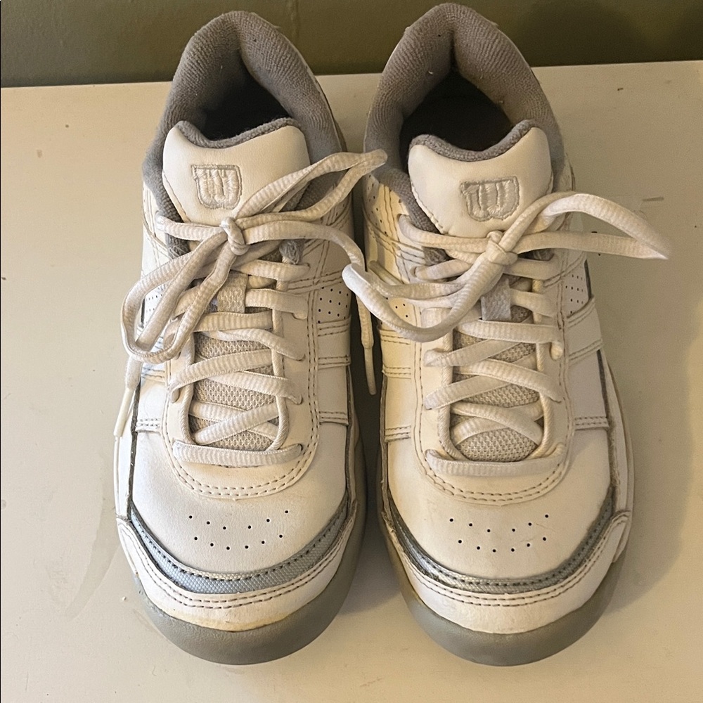 Kids White and Gray Wilson Tennis Sneakers | Big Kids size 2